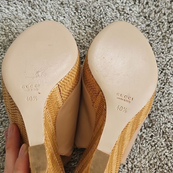 Gucci Beige Peep-Toe Wedges 40.5 - Picture 5 of 10